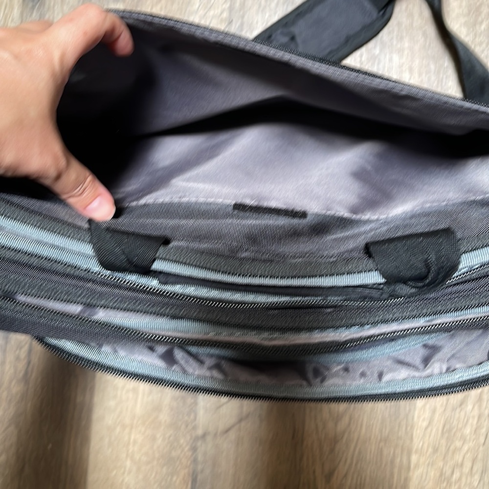 Dell Laptop Briefcase View 4